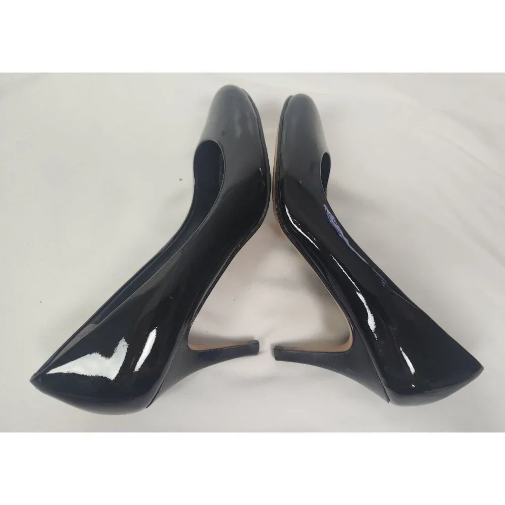 Cole Haan Women's Sz. 7B Black Patent Leather Round Toe Pumps - Picture 6 of 8